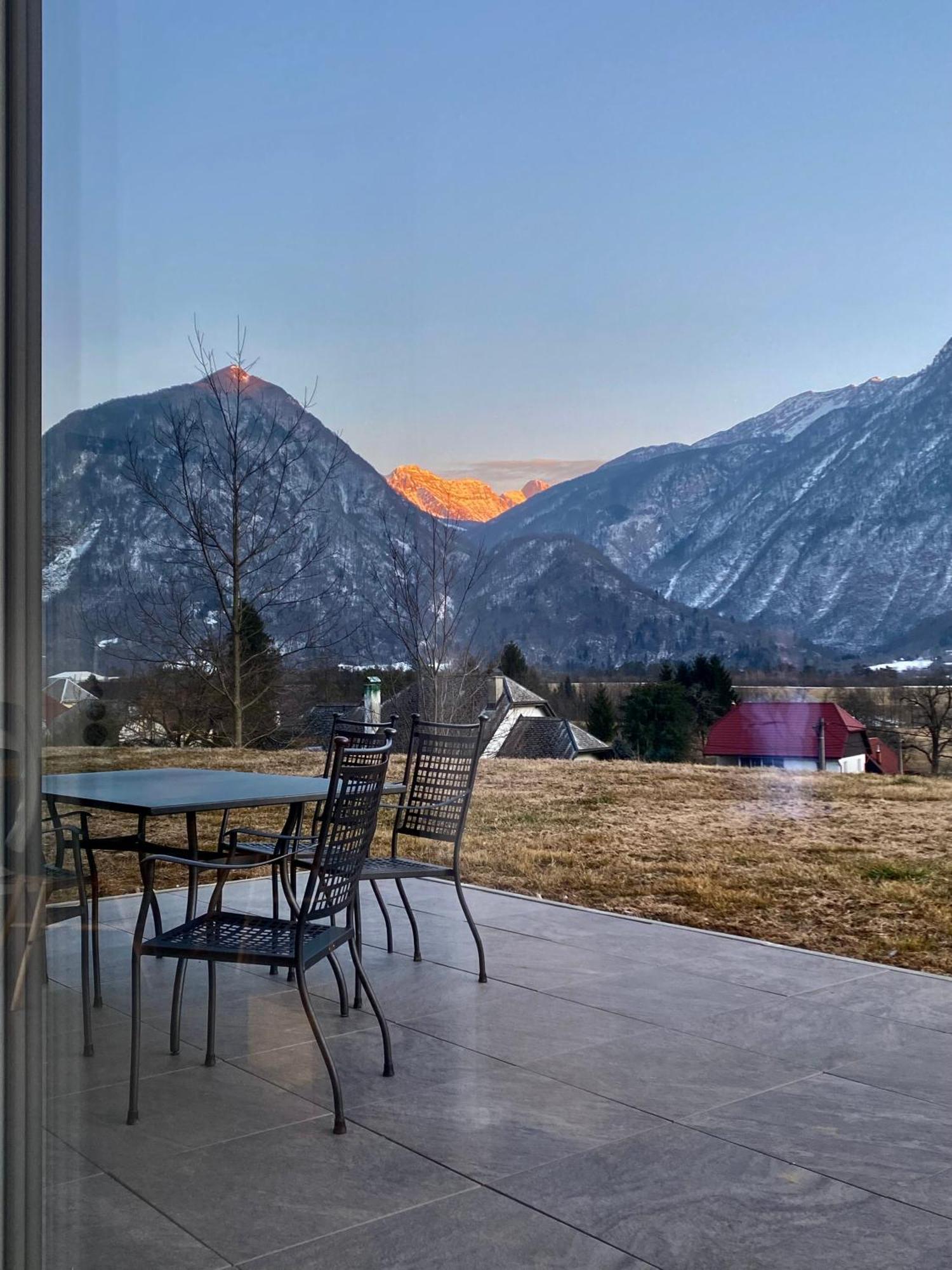 The Valley Queens Bovec Kültér fotó